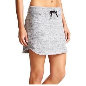 Athleta Heather Gray Small Downplay Skirt